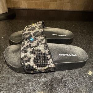 Worn once Steve Madden crystal rhinestone slide sandal black silver 5